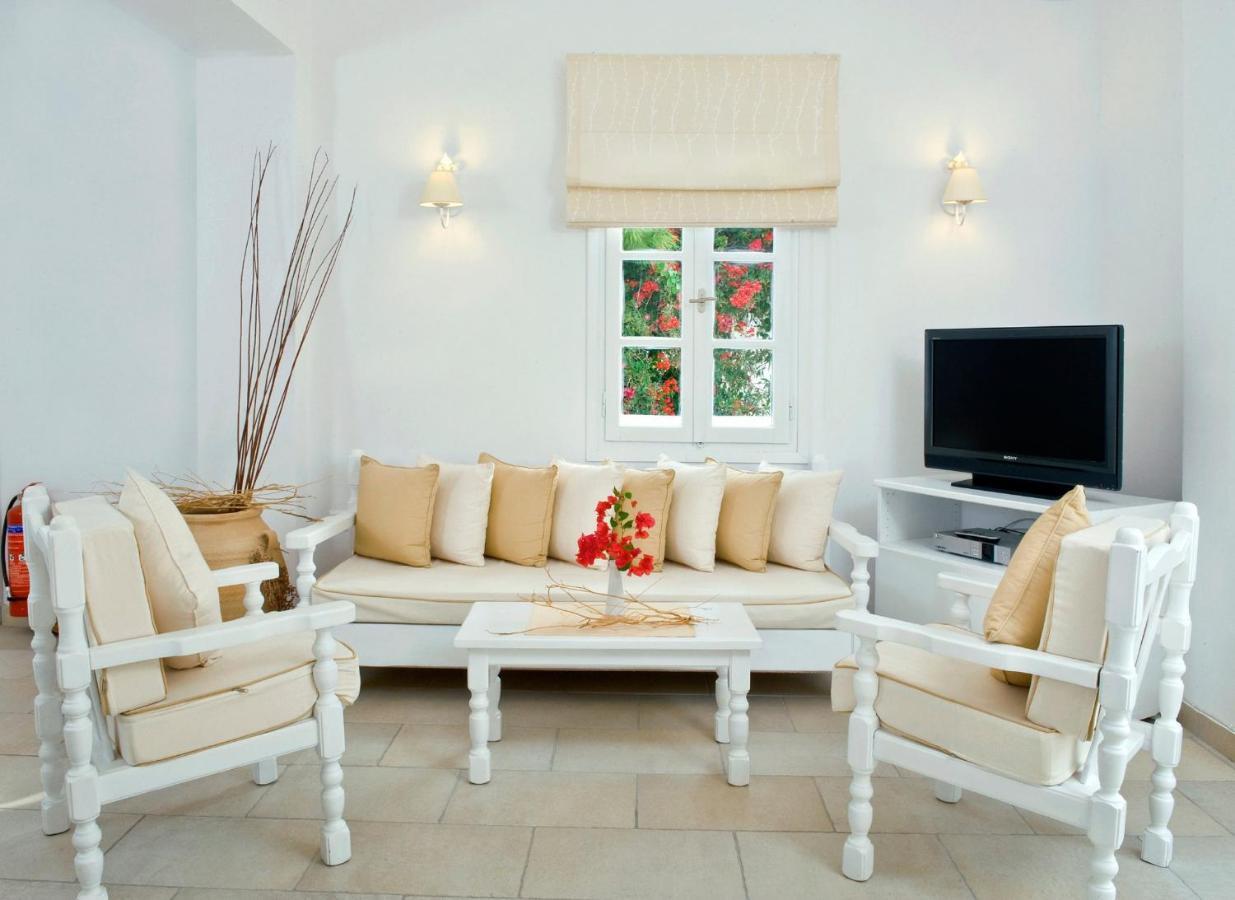 Spiros & Hiroko Hotel - Adults Only Периса Екстериор снимка